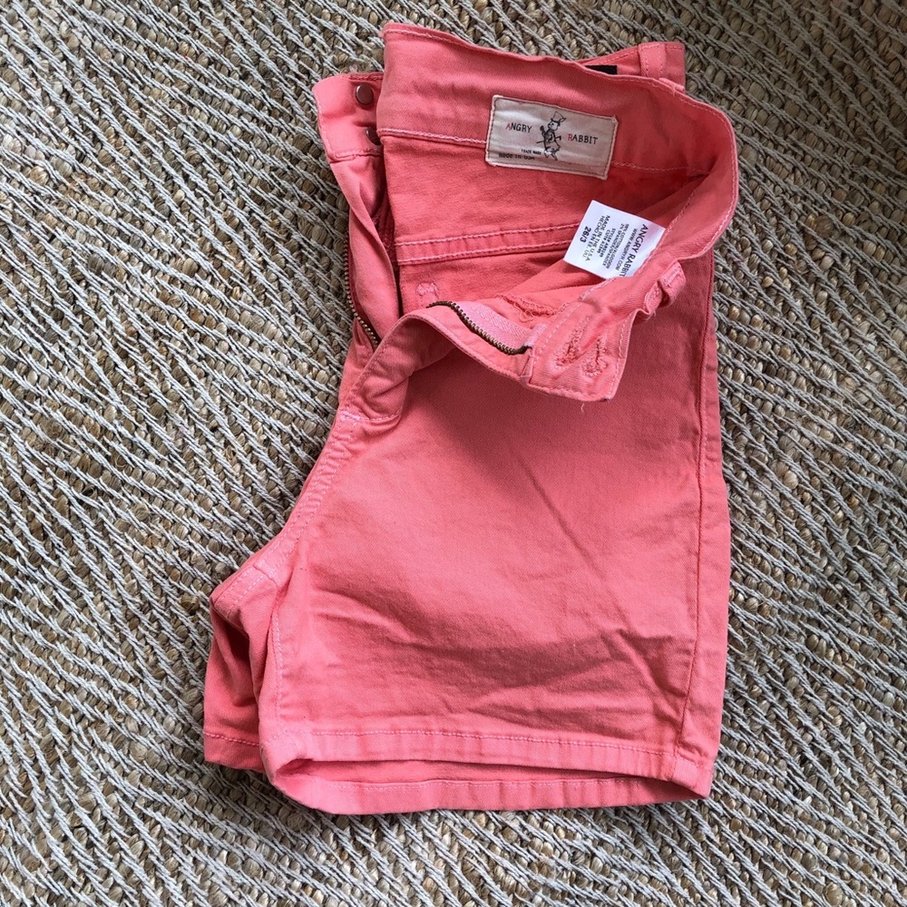 Angry Rabbit High-Waisted Shorts - Picture 4 of 5